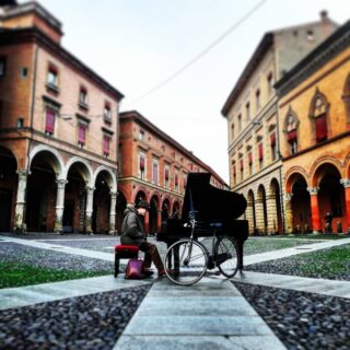 "Symphony Orchestra"
#happy #work #love #life #beautiful #music #piano #color #light #photography #cinematographer #cinematography #filmmaker #film #dop #directorofphotography #behindthescenes #setlife #filmproduction #cinema #filmlife #camera #onset #production #movie #instagood #photooftheday #matteocastelli #aic