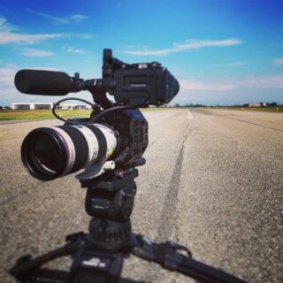 Waiting for the Supercar
#happy #work #love #life #beautiful  #commercial #car #light #photography #cinematographer #cinematography #filmmaker #film #dop #directorofphotography #behindthescenes #setlife #filmproduction #cinema #filmlife #camera #onset #production #movie #instagood #photooftheday #matteocastelli #aic