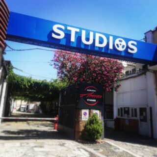 It's always a great feeling when you pass this gate. 
#happiness #work #love #life #beautiful  #studio #gate #light #photography #cinematographer #cinematography #filmmaker #film #dop #directorofphotography #behindthescenes #setlife #filmproduction #cinema #filmlife #camera #onset #production #movie #instagood #photooftheday #matteocastelli #aic
